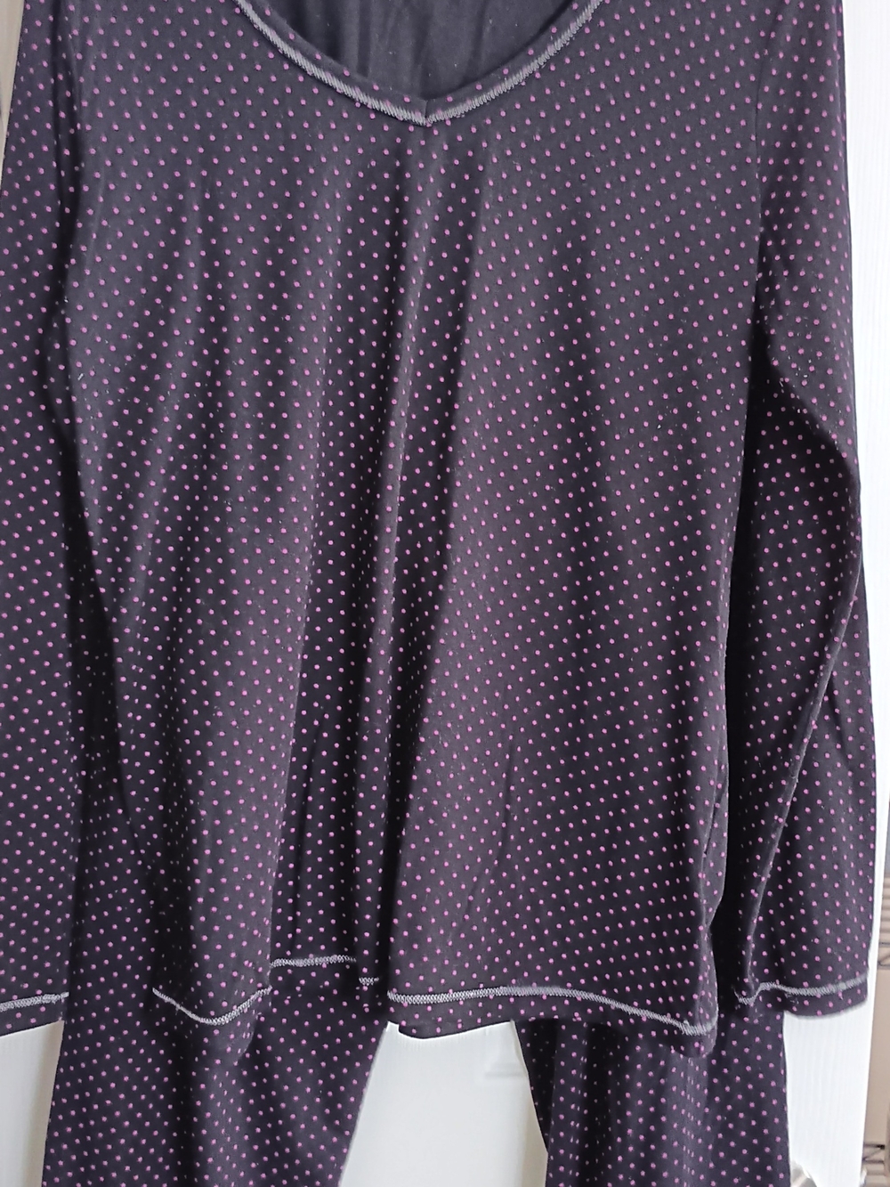 Jaclyn Smith Women’s Black Long-Sleeve Pajamas with Pink Dot Print